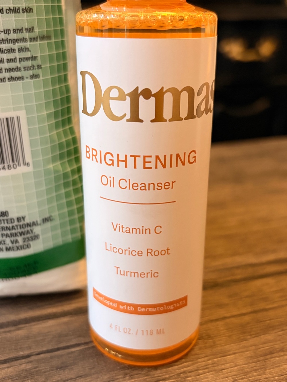 Dermasil Brightening Oil Cleanser Bundle with Cotton Rounds - Picture 2 of 5